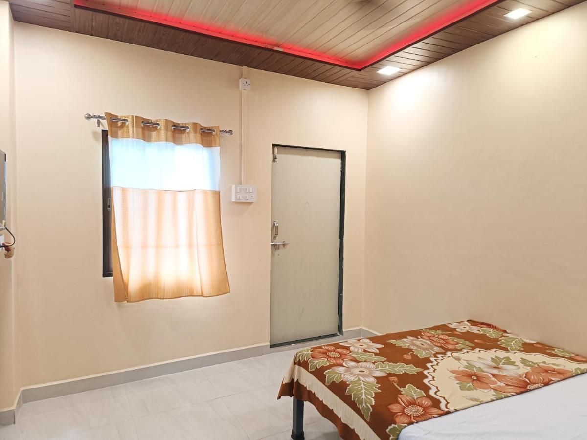 Shree Nivas Home Stay Srīvardhan 외부 사진